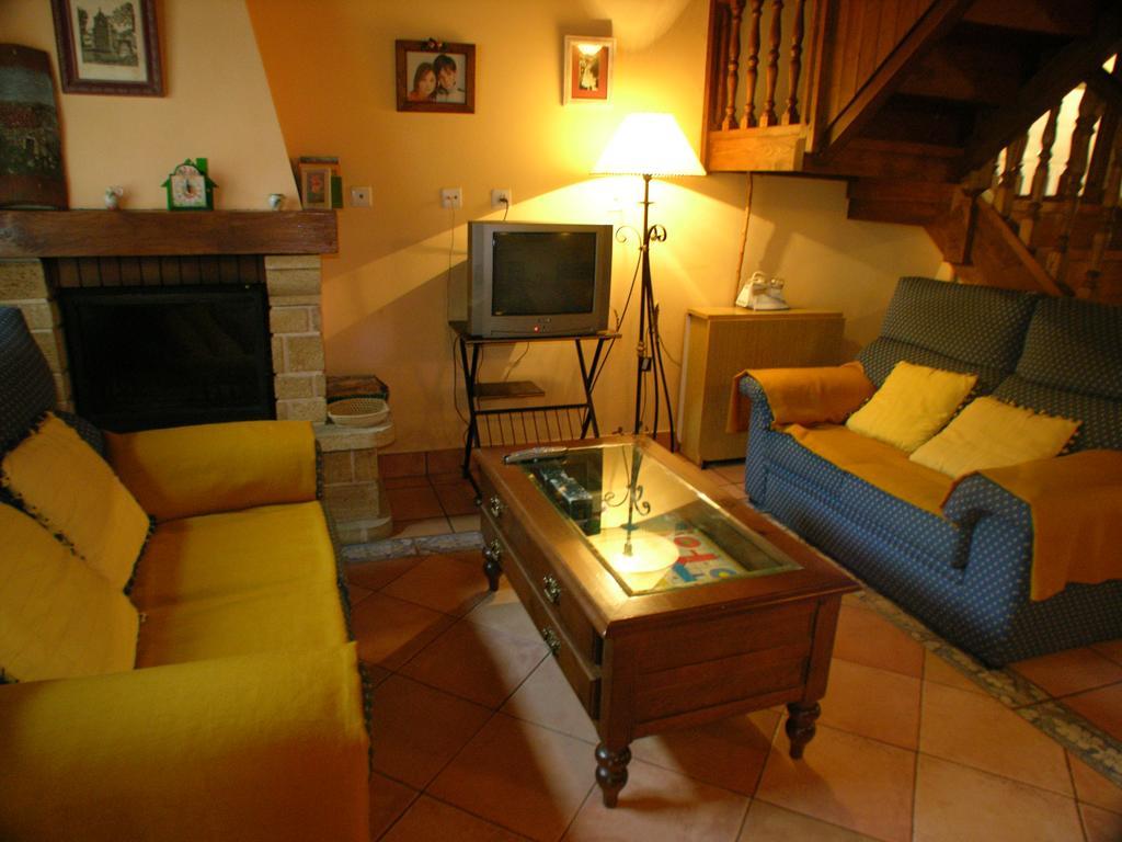 Casa Rural La Regoria Carrena de Cabrales Exterior photo